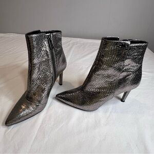 Michael Kors Dorothy flex mid heel side zip. Silver snake ankle boots size 6